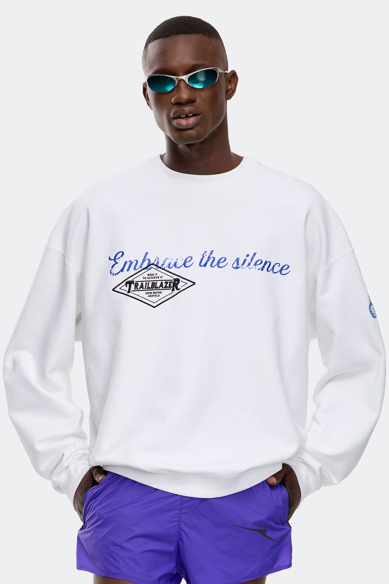 Dawn Crew Relaxed - Graphic - Bold White