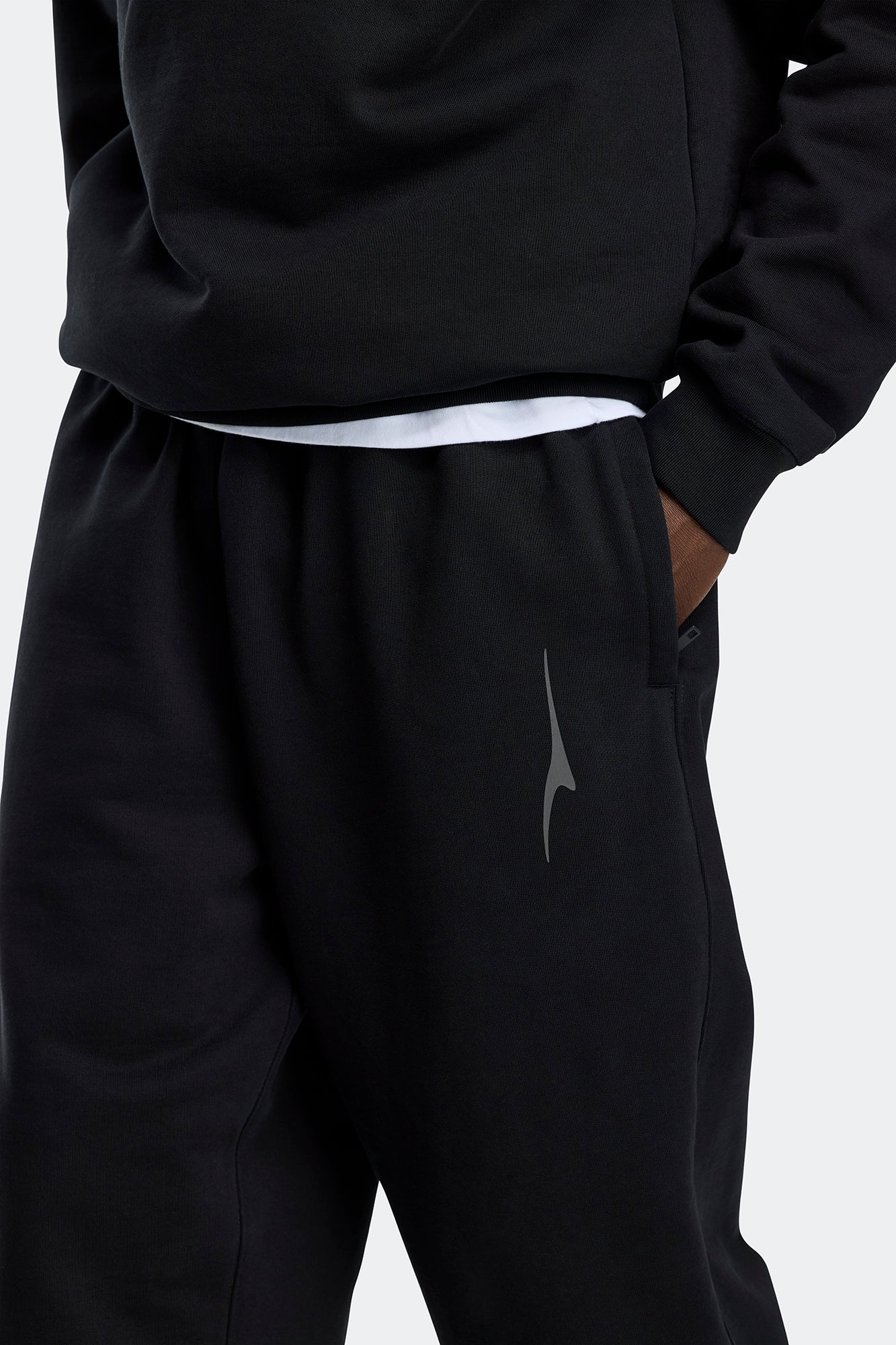 Rigel Jogger - Ebony Black