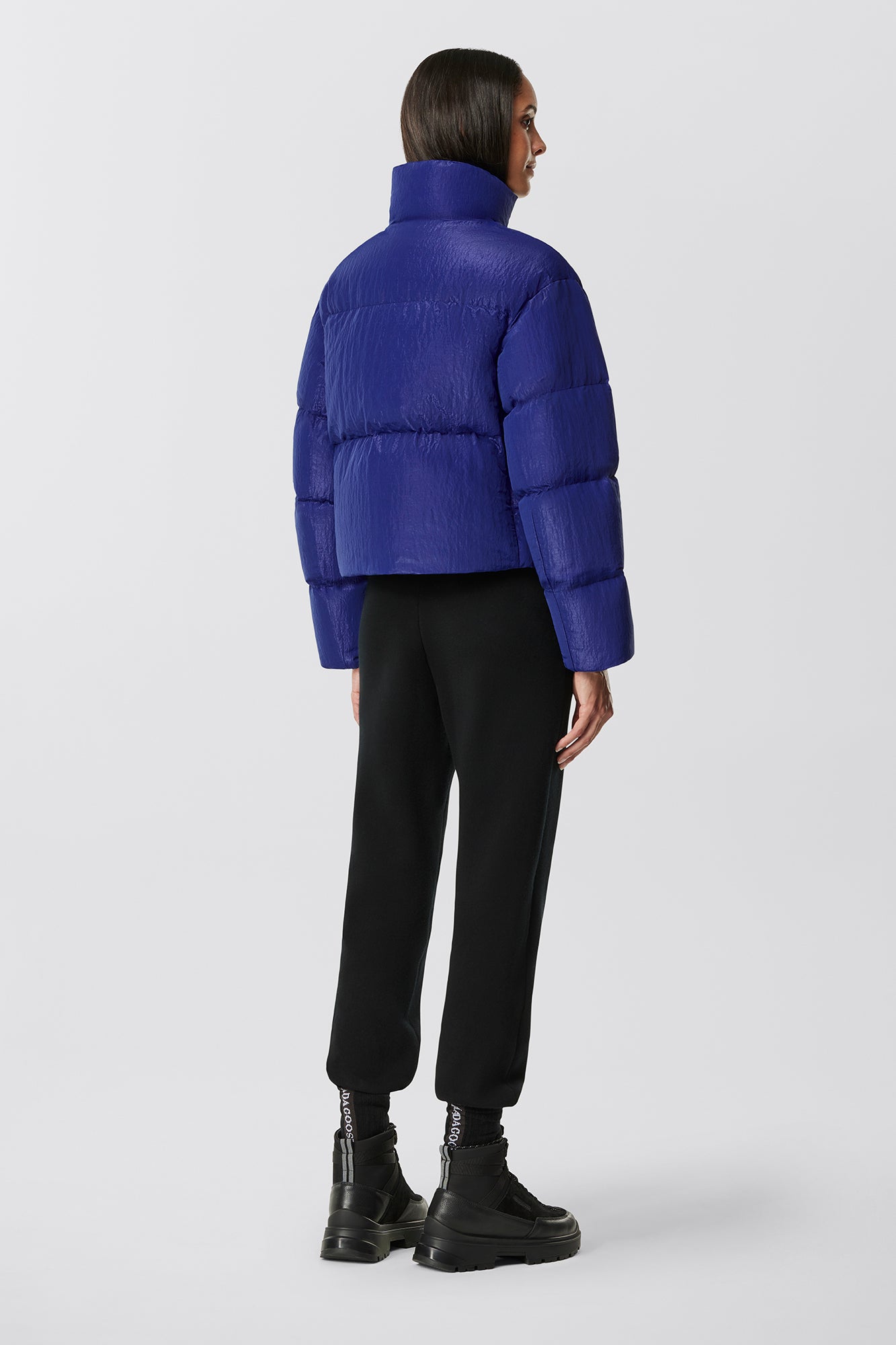 Cypress Cropped Puffer City Lights (Women) - Nautical Dusk