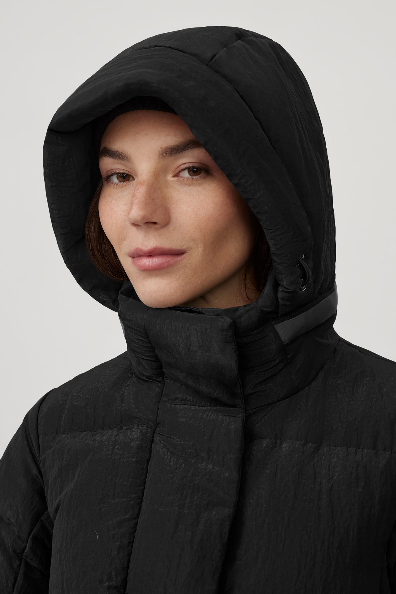 Byward Parka Black Label Shiny Crinkle (Women) - Black