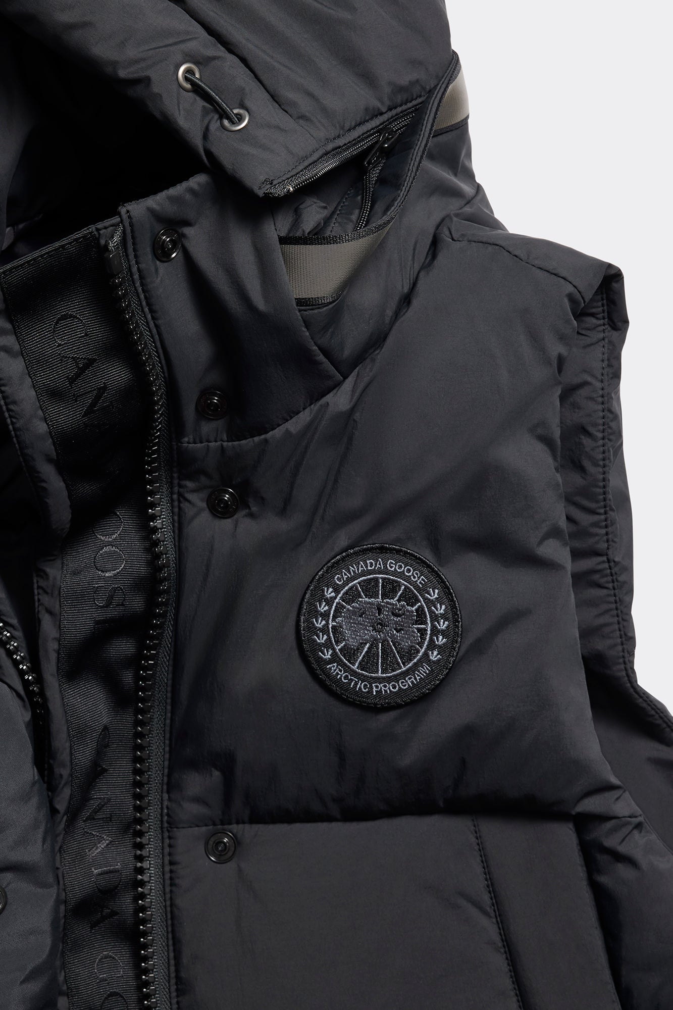 Junction Puffer Vest Black Label - Black - Image 9