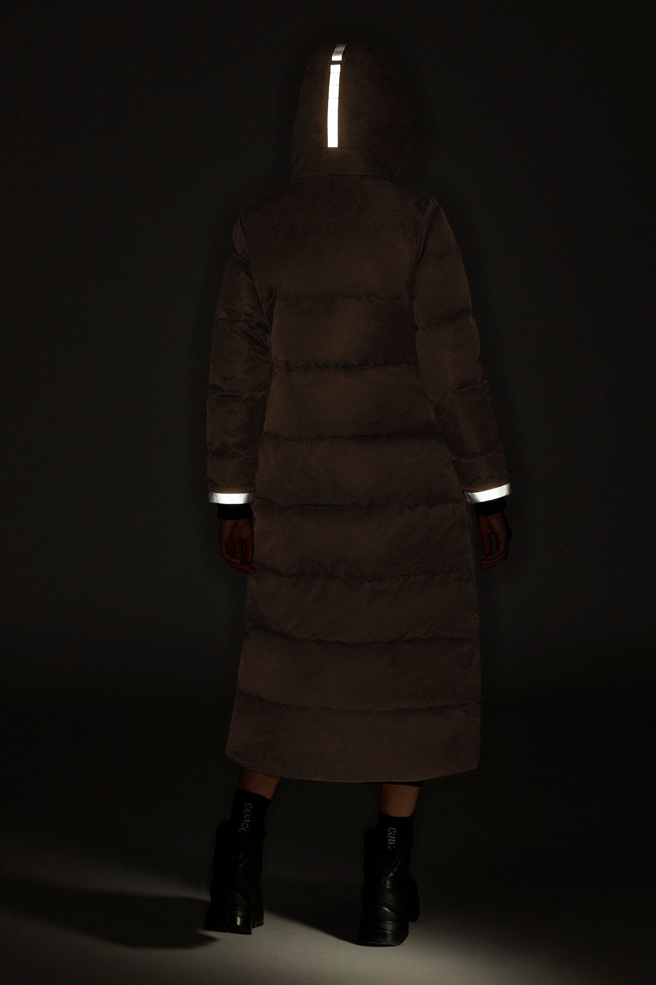 Mystique Parka Performance Satin (Women) - Desert Sand - Image 5