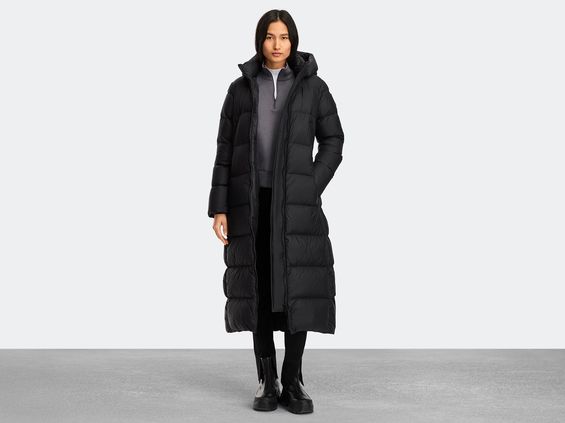 Mystique Puffer  Tonal Label - Black