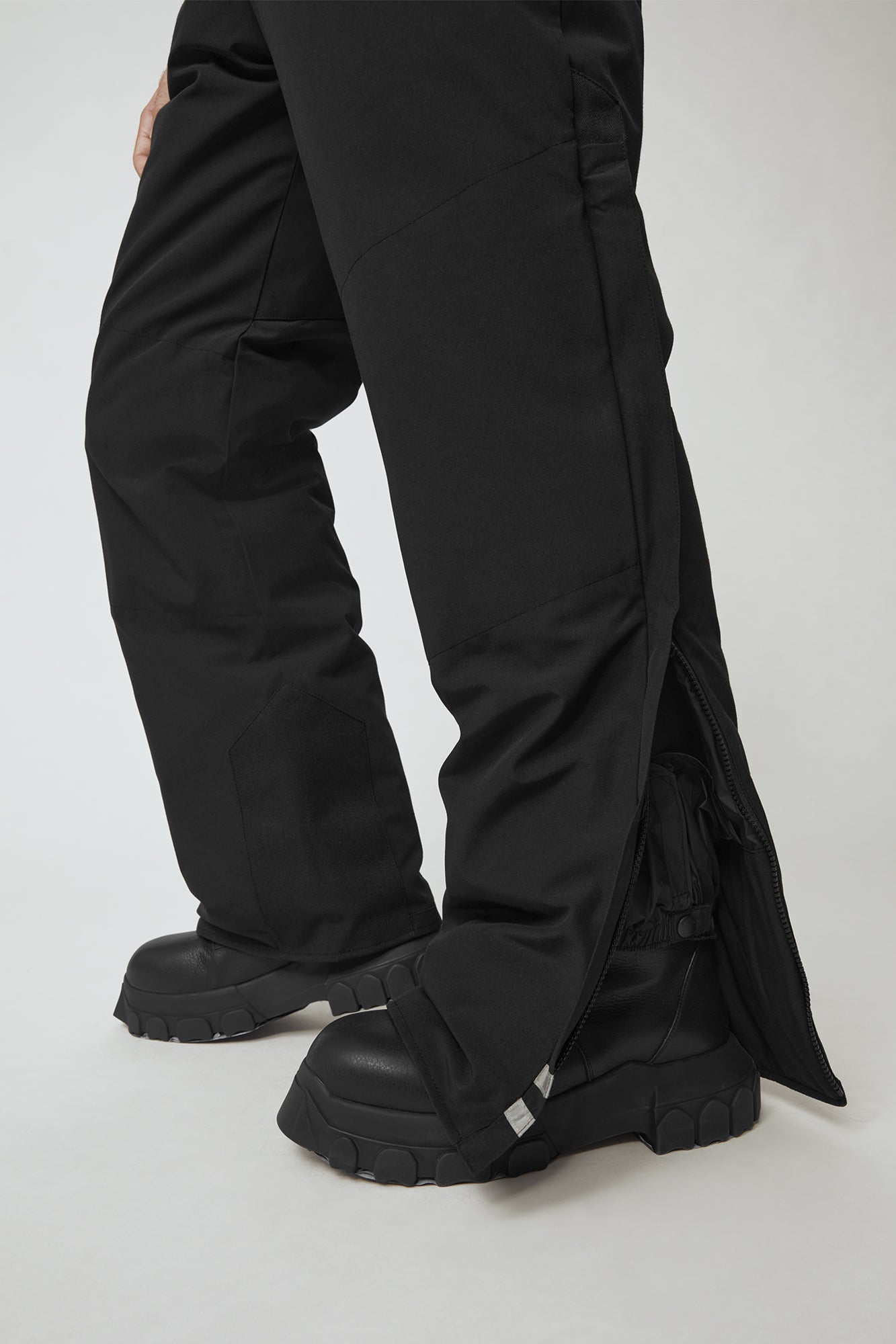 Tundra Pant (Men) - Black