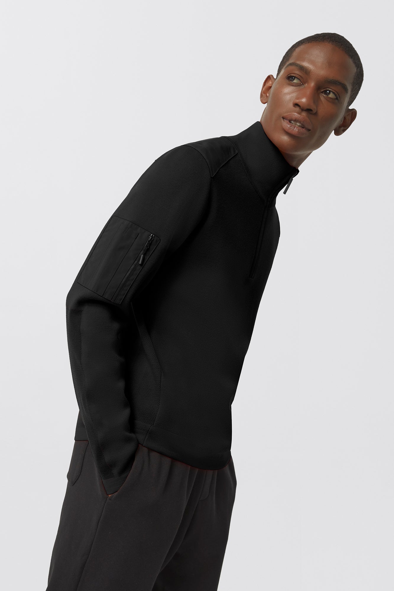 Stormont ¼ Zip Sweater (Men) - Black