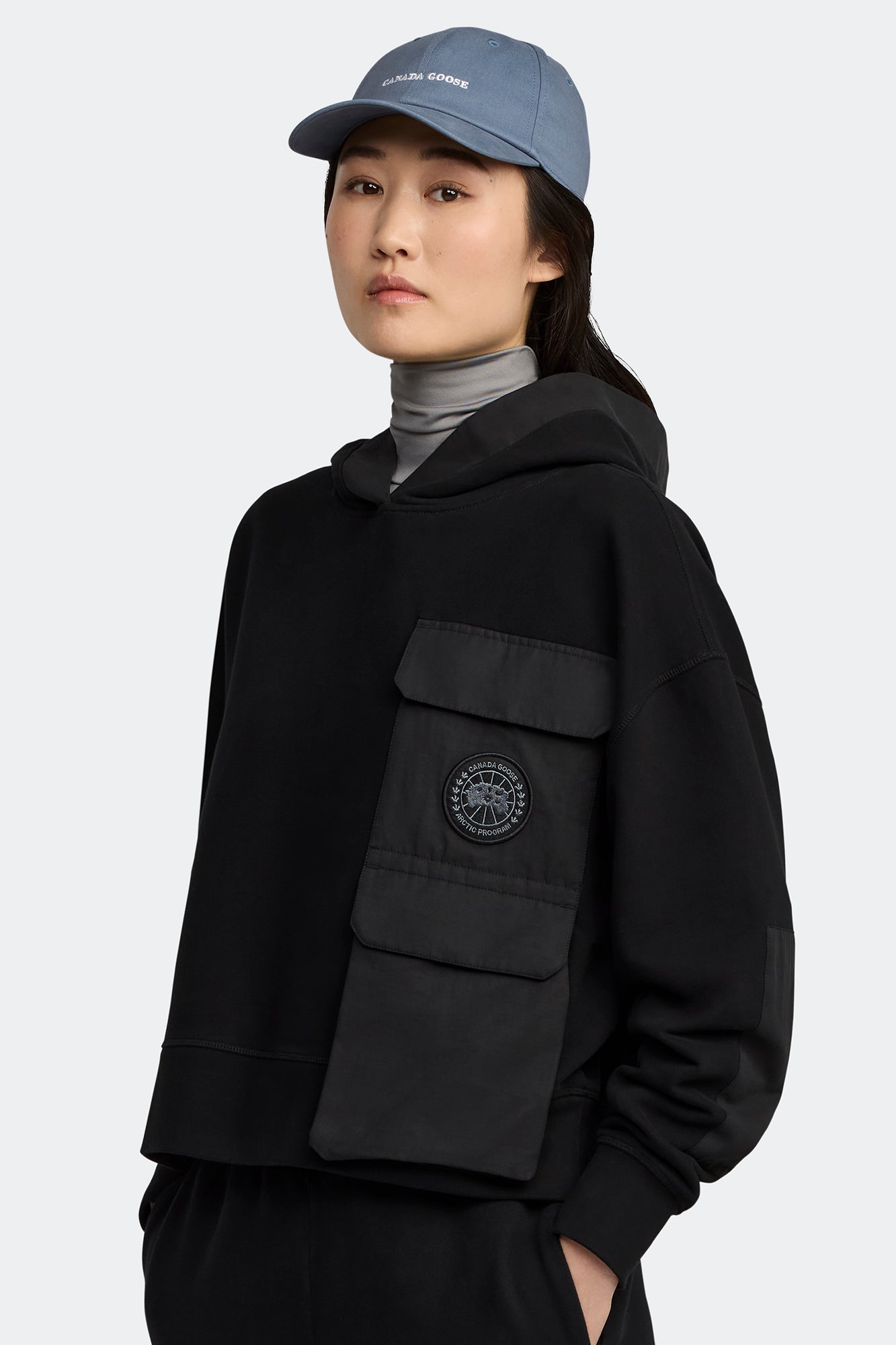 Yates Hoodie (Women) - Black