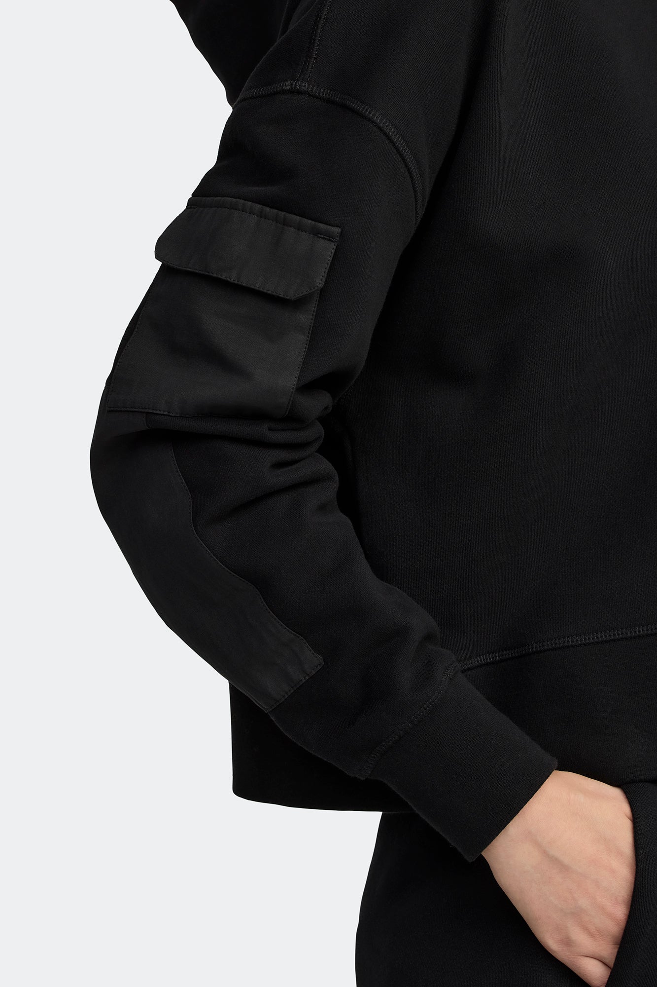 Yates Hoodie (Women) - Black