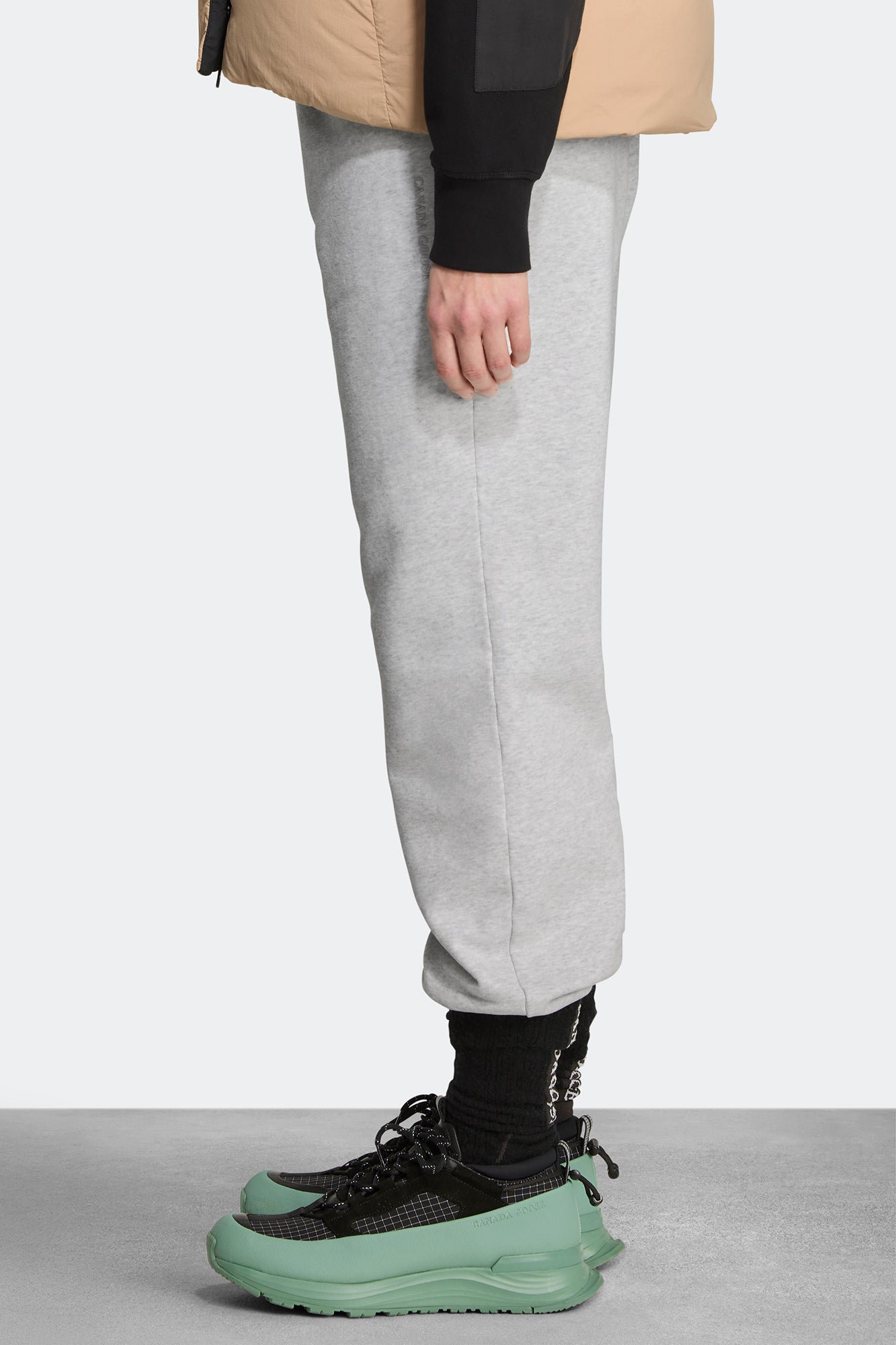 Muskoka Relaxed Pant (Women) - Silverbirch Heather