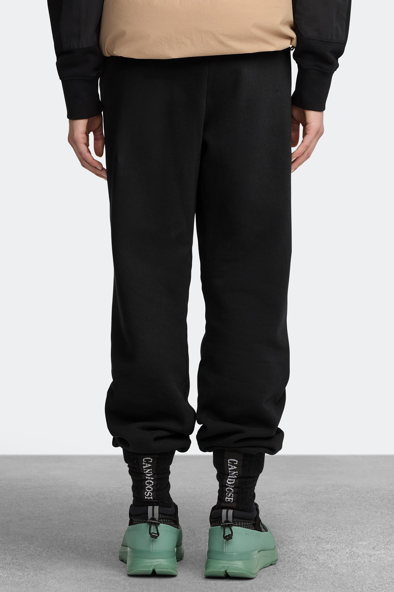Muskoka Relaxed Pant (Women) - Black