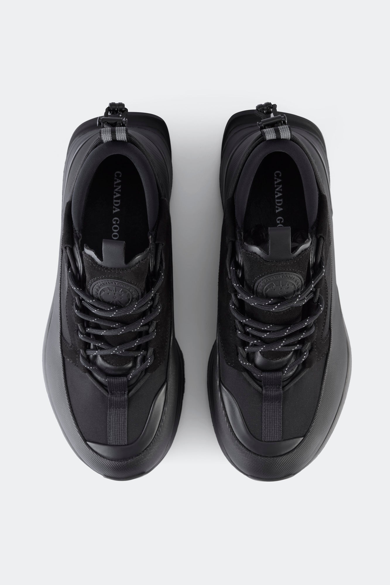 Women's Glacier Trail Sneaker - Black/Black