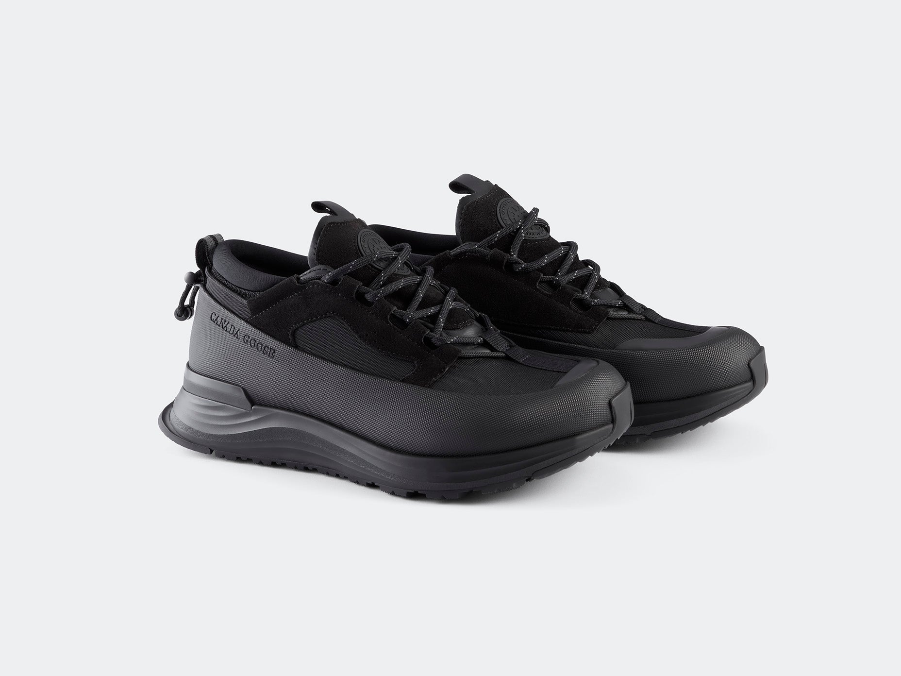 Women's Glacier Trail Sneaker - Black/Black