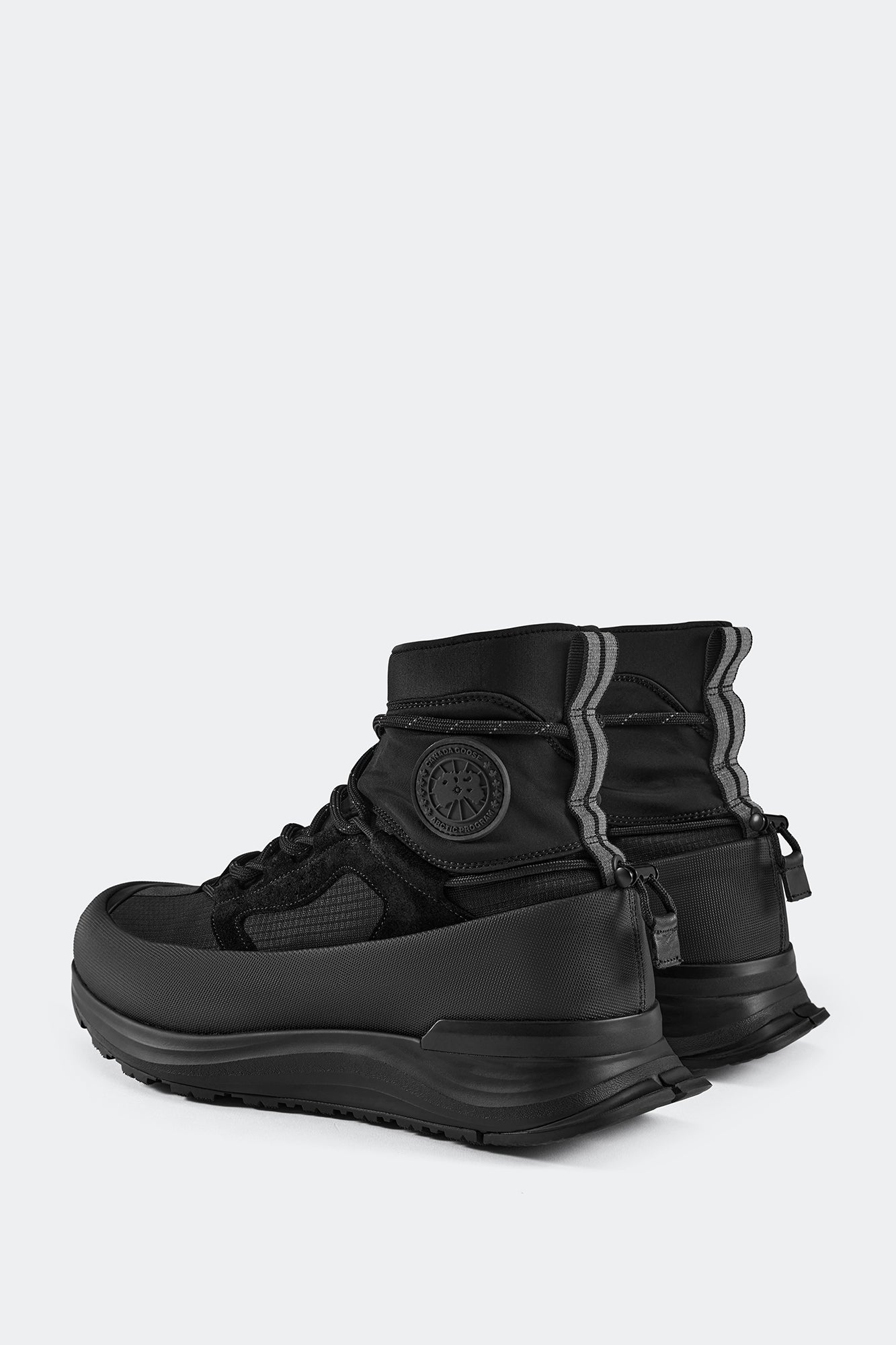 Women's Glacier Trail Sneaker High - Black