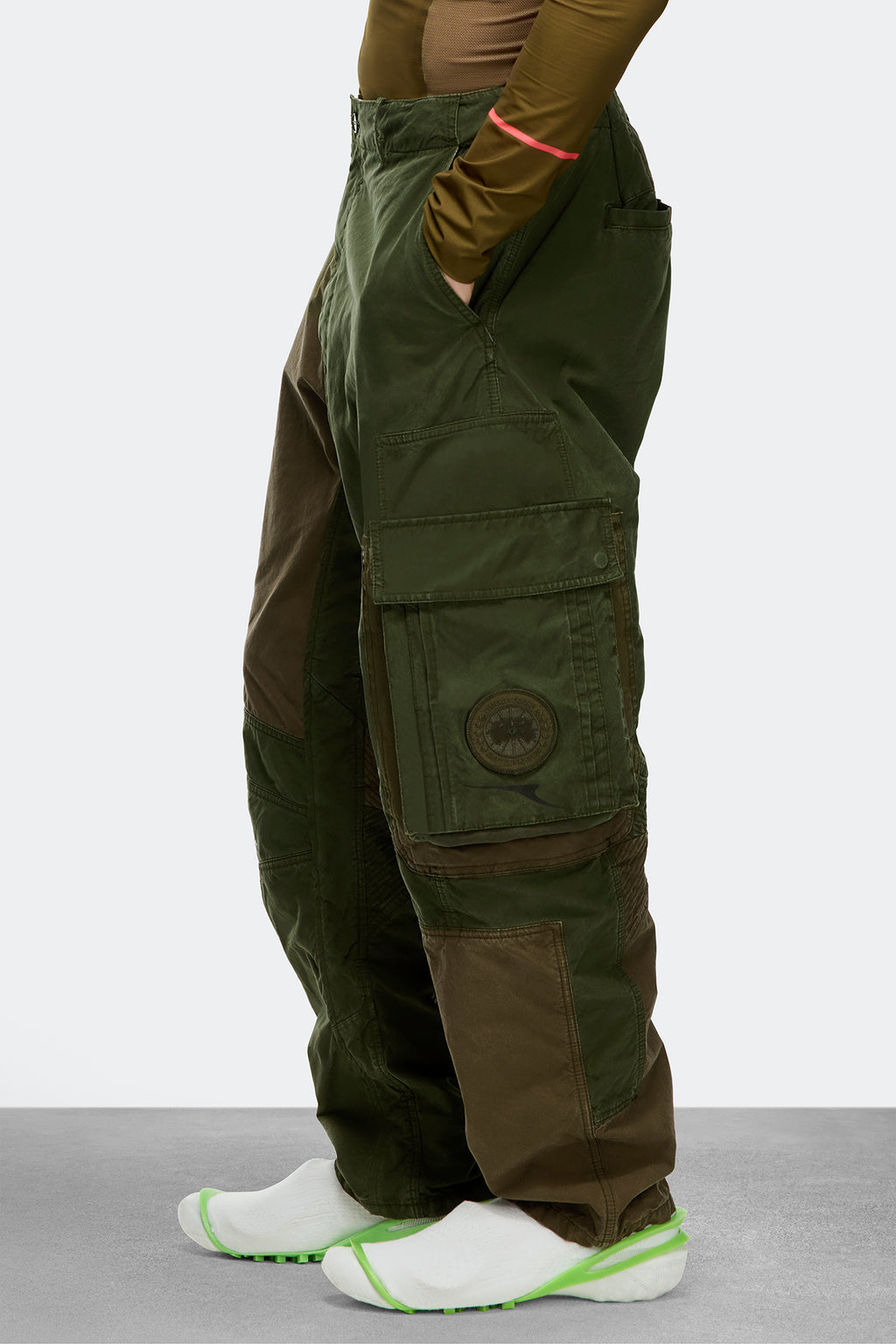 Bi-colour Edge Pant - Evergreen Khaki - Image 3