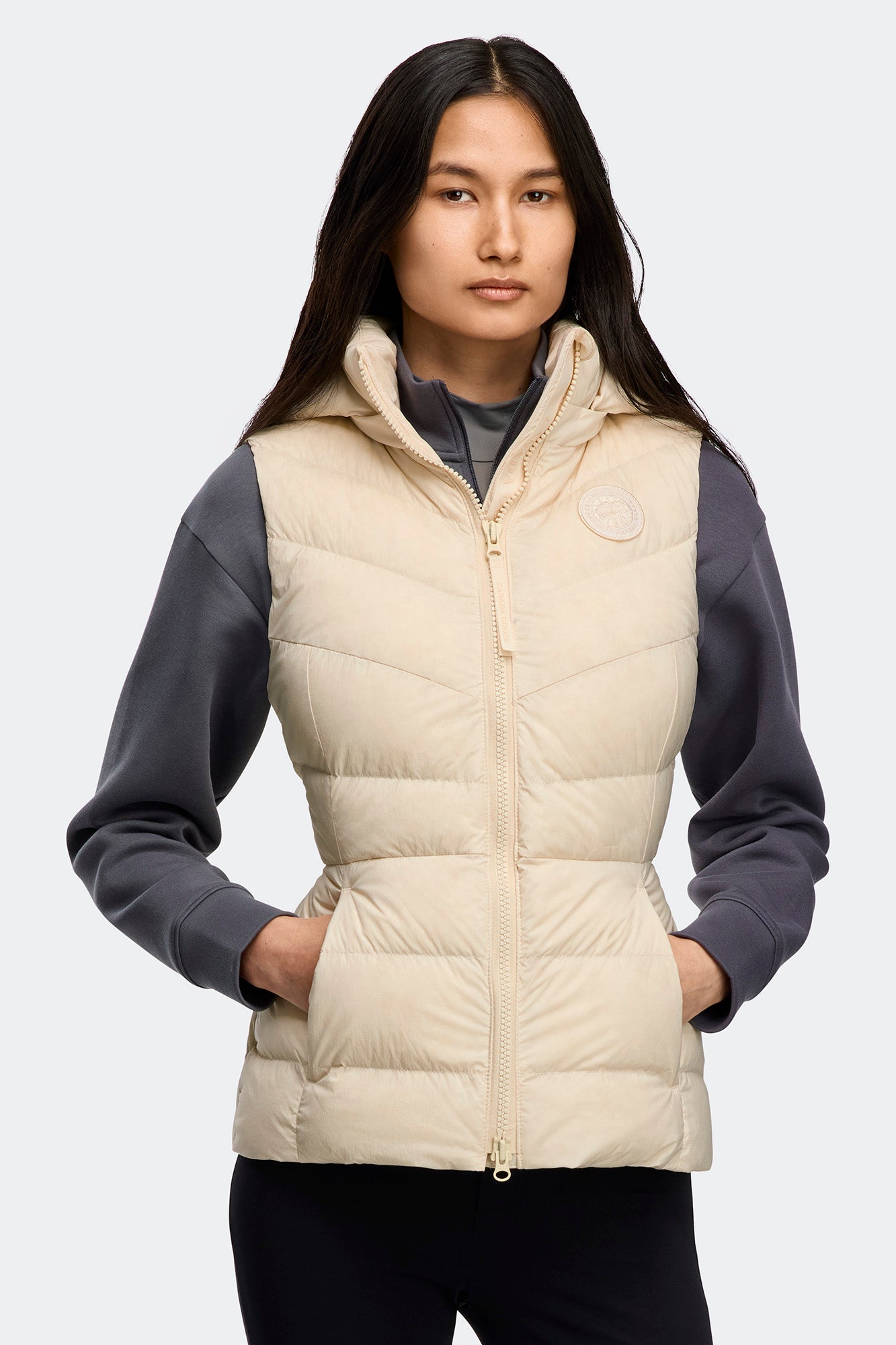 Clair Vest Tonal Label (Women) - Linen