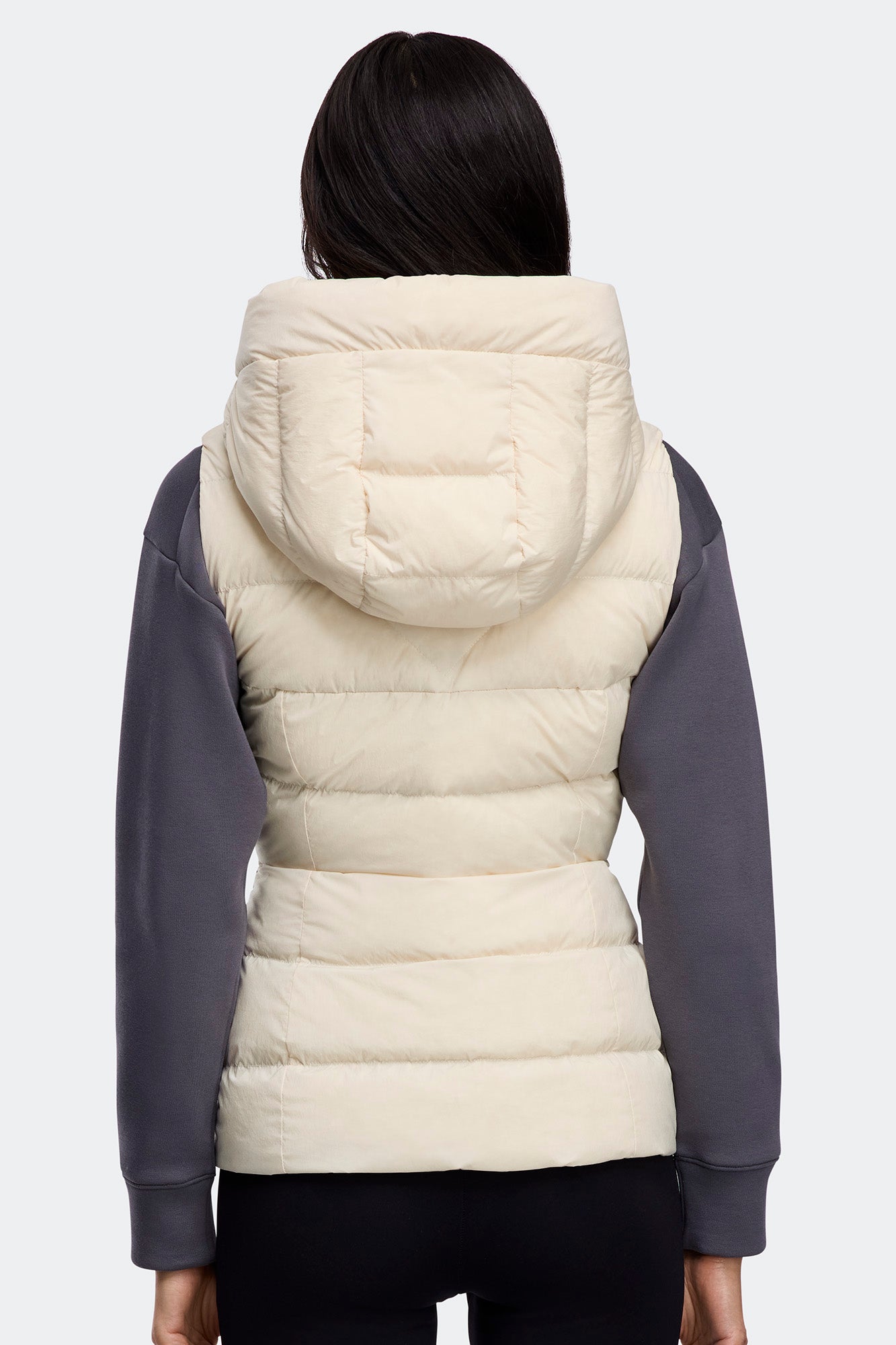 Clair Vest Tonal Label (Women) - Linen