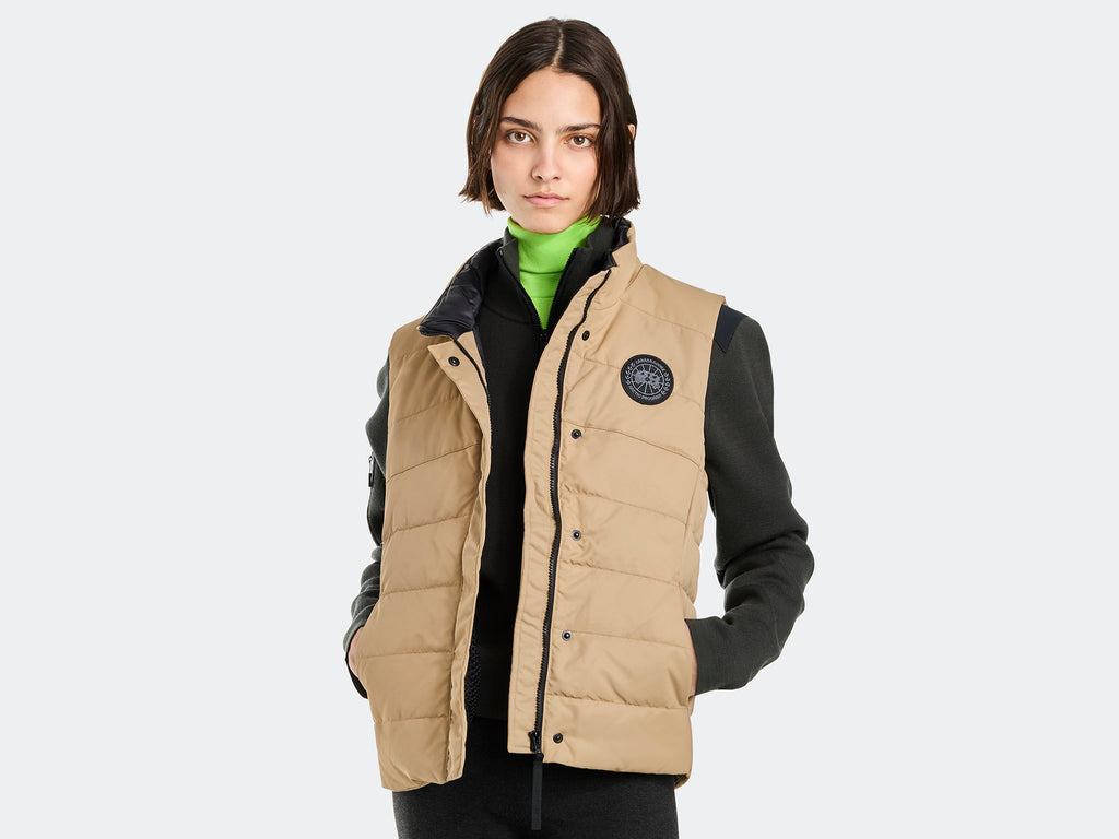 Freestyle Vest Performance Satin (Women) - Desert Sand