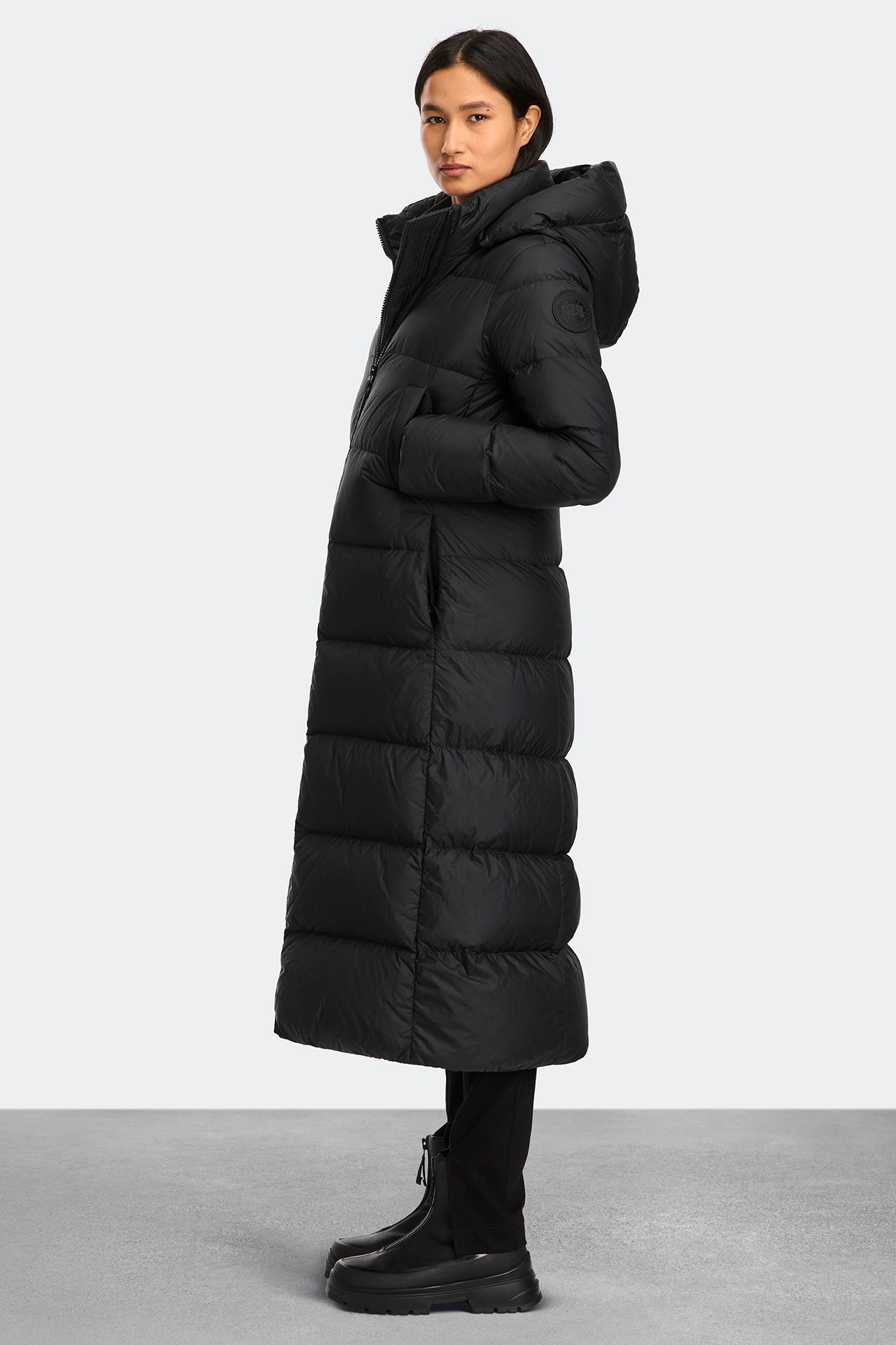 Mystique Puffer  Tonal Label - Black