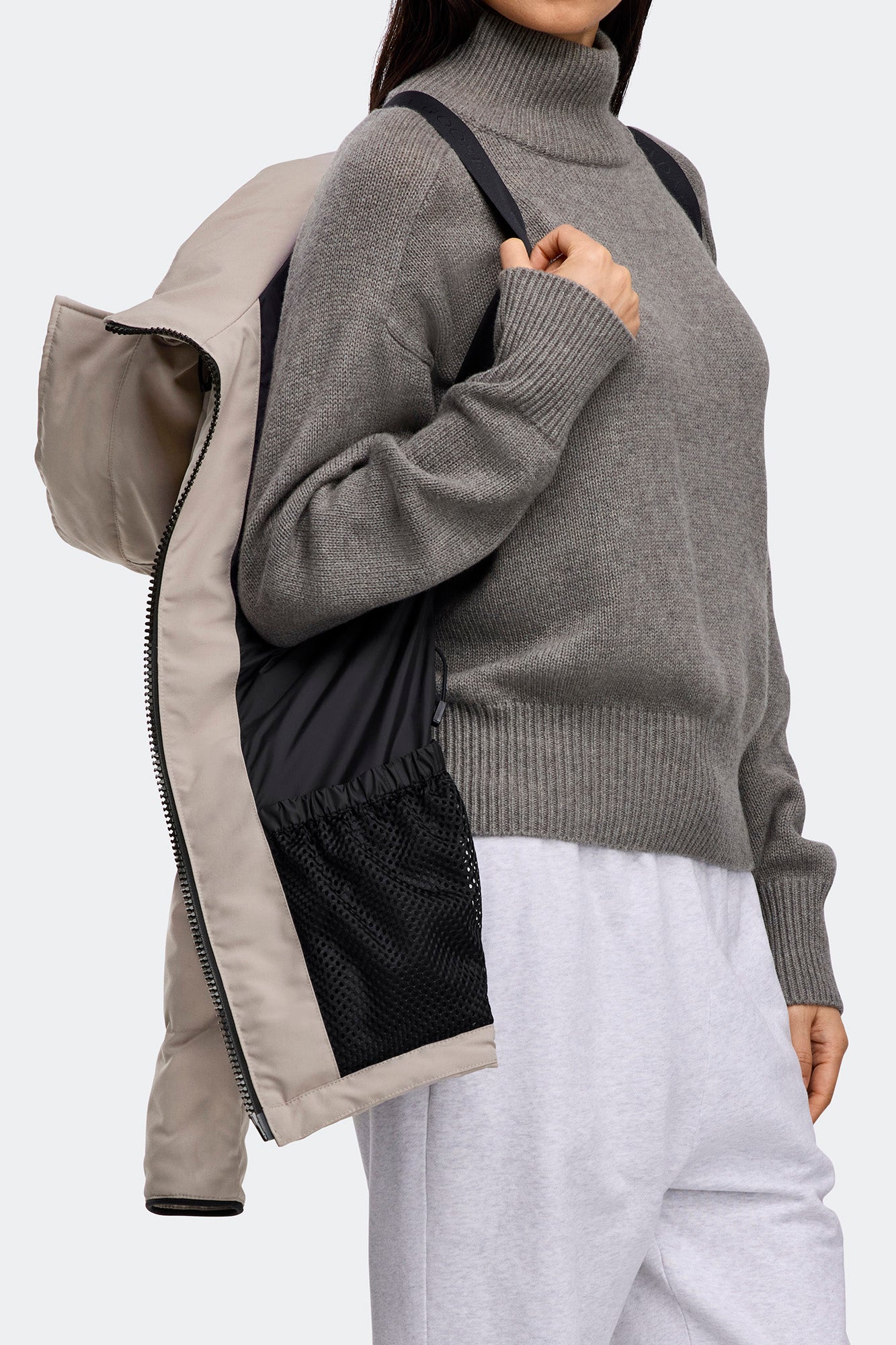 Chelsea Parka Black Label (Women) - Limestone