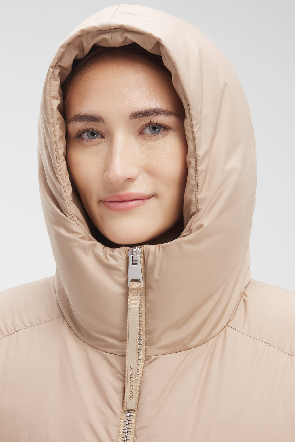 Garnet Puffer (Women) - Desert Sand