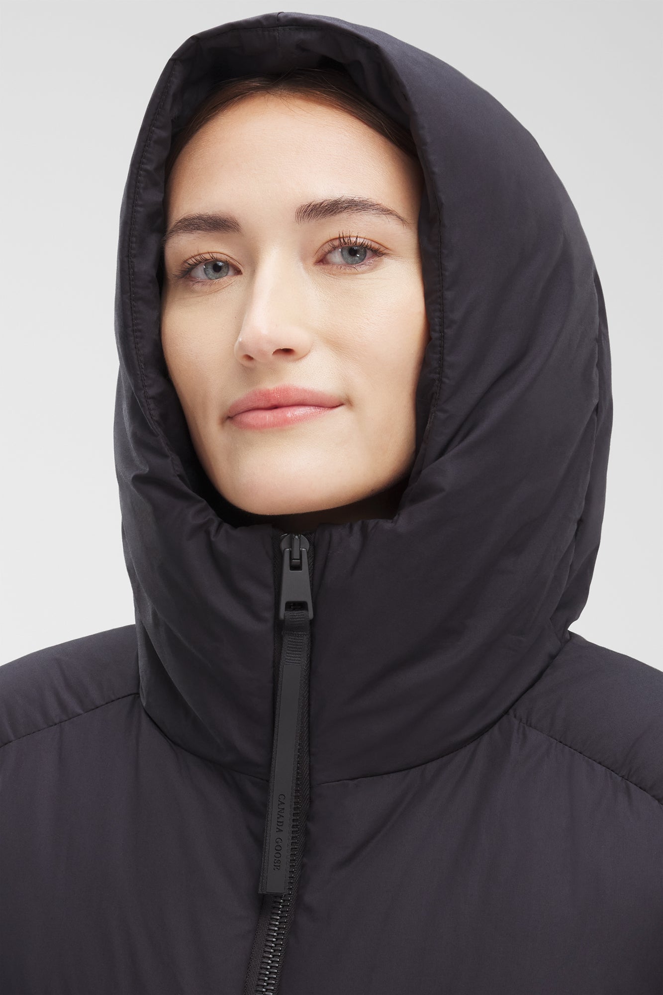 Garnet Puffer (Women) - Black