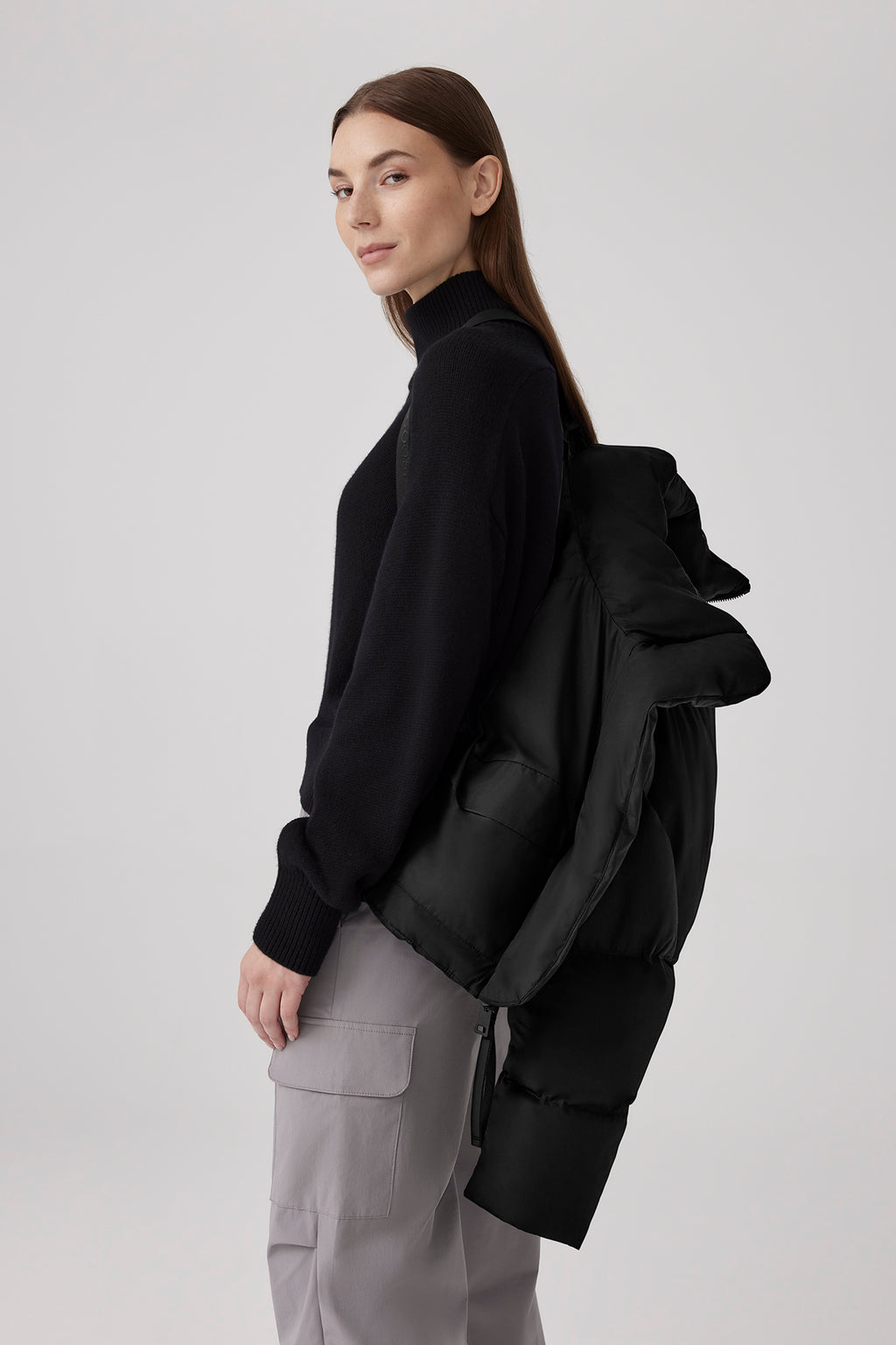 Garnet Cropped Puffer (Women) - Black