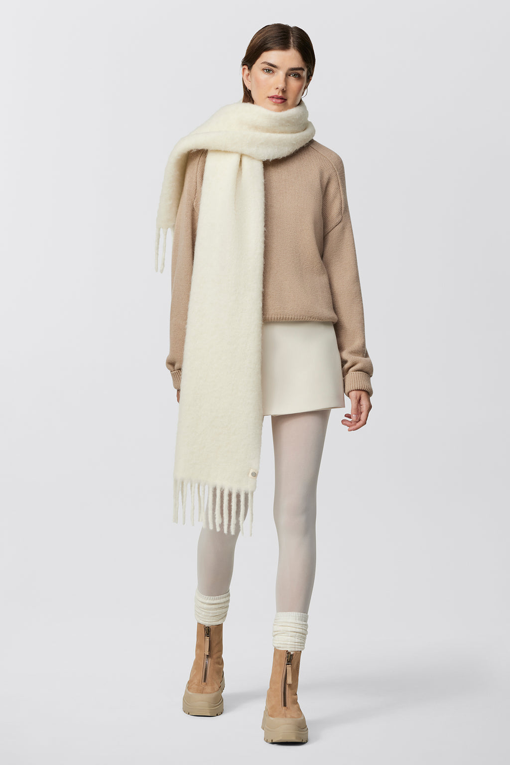 Alpaca Scarf (Women) - Linen - Image 2