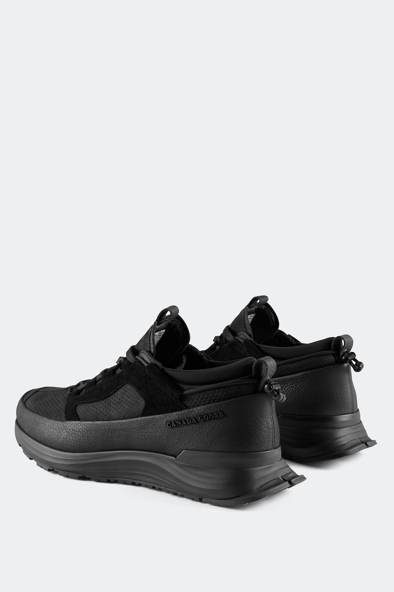 Glacier Trail Sneaker Limited Edition - Black/Black