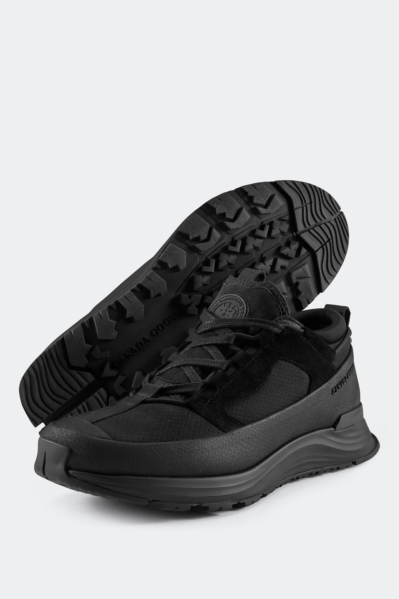 Glacier Trail Sneaker Limited Edition - Black/Black