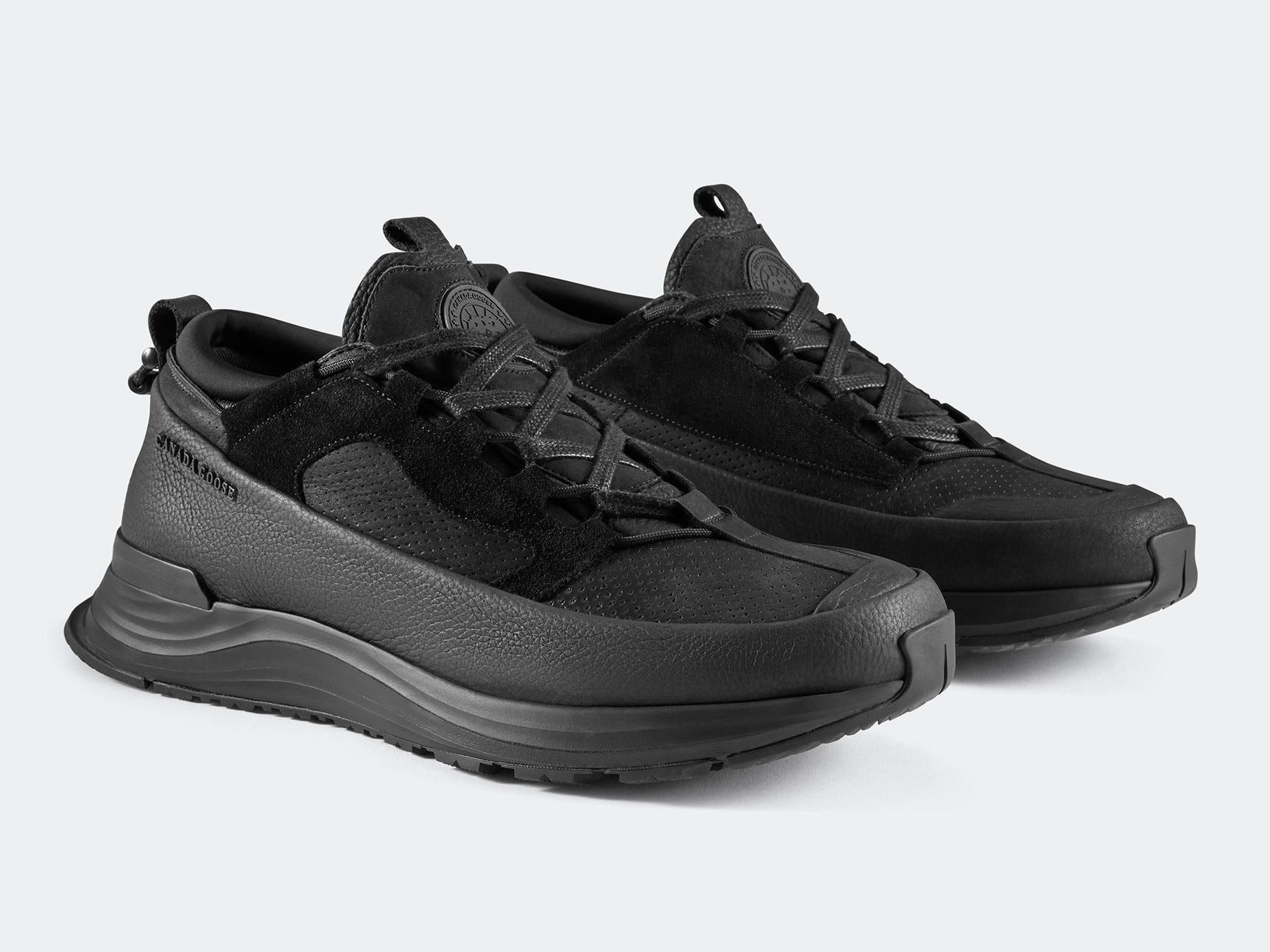 Glacier Trail Sneaker Limited Edition - Black/Black